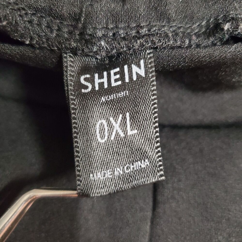 Shein Women's Cropped Legging Black Size 0XL - Picture 4 of 6
